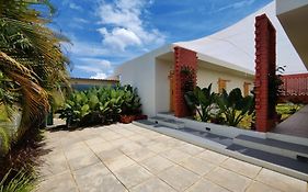 Tropicopia